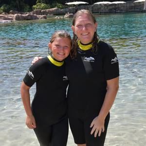 Meet your Posher, Dana